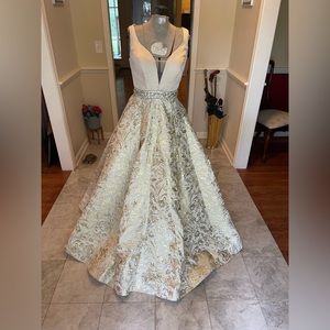 Gold Panopoly ballgown size 4